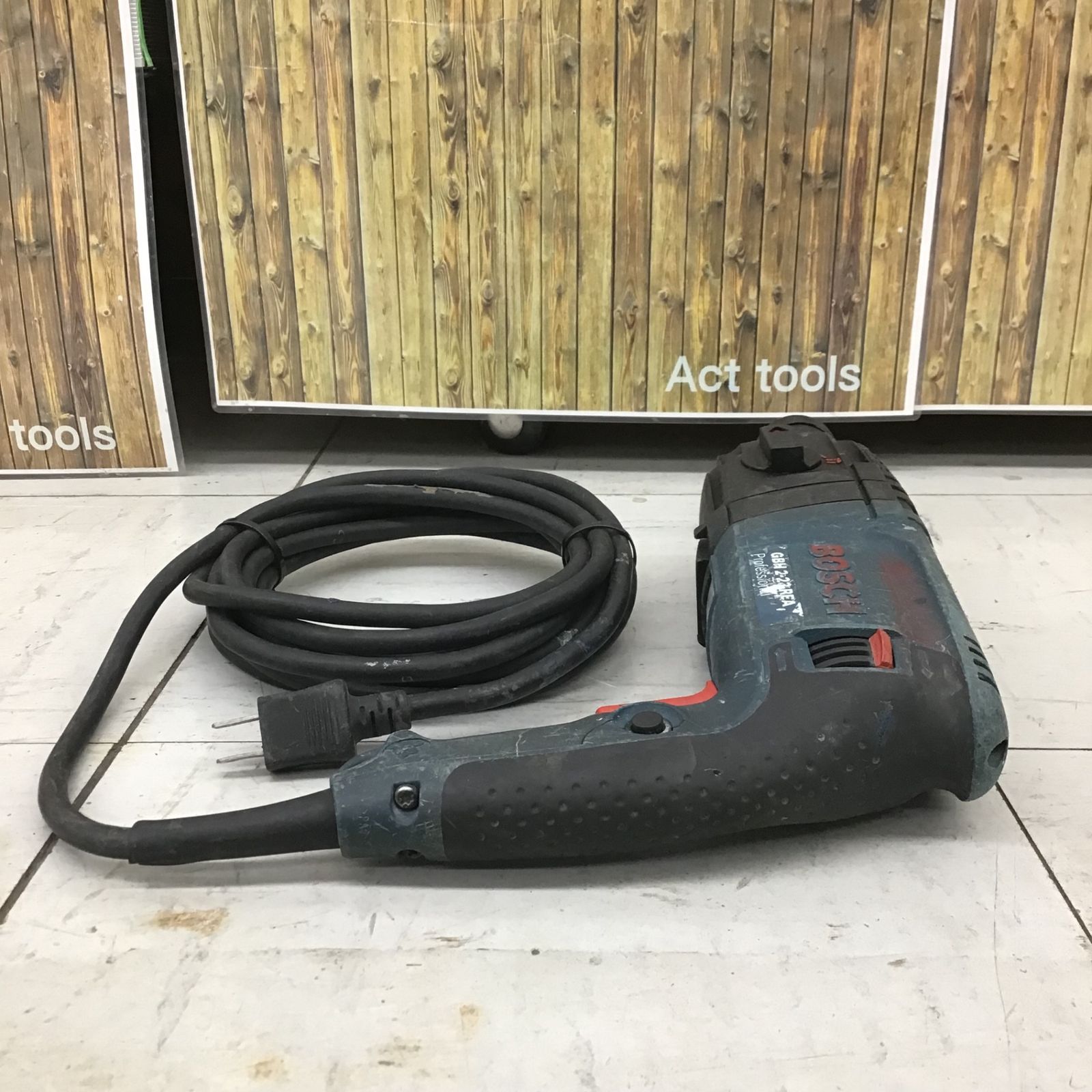現状品】 ボッシュ/BOSCH ハンマドリル GBH2-23RE 【鴻巣店】 - メルカリ