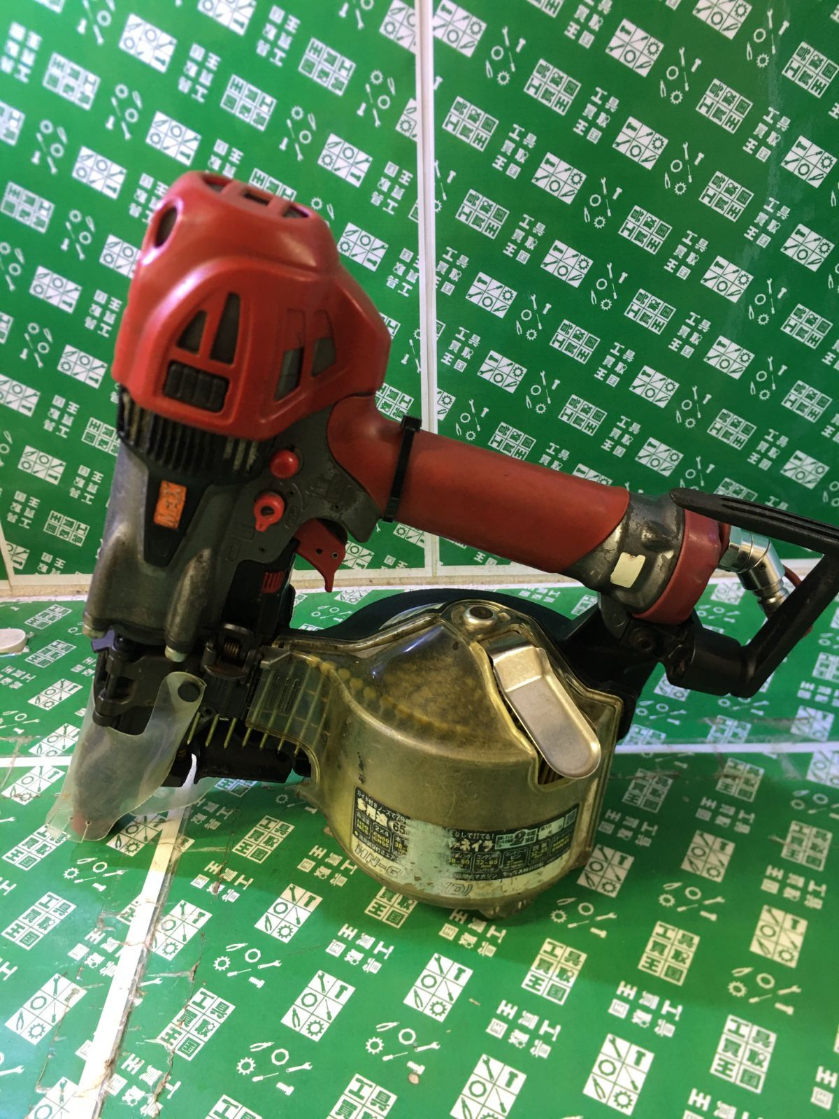 MAX マックス 65㎜高圧釘打ち機 スーパーネイラー HN-65N2 D IT5VAPO7B133