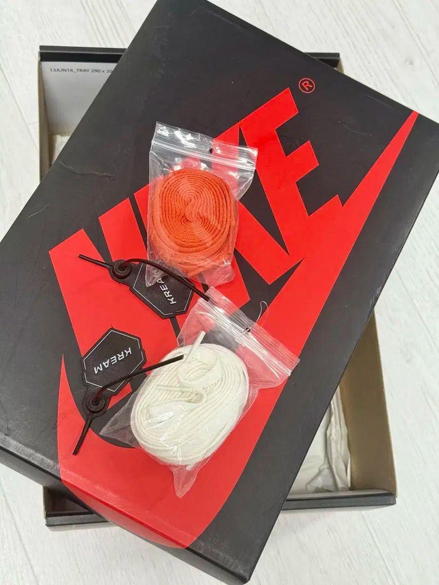 NIKE ナイキ エアジョーダン OG スターフィッシュ 260