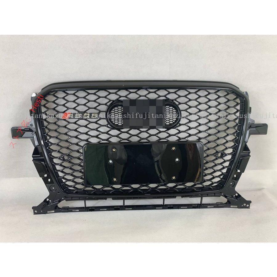高品質 RSQ5 Audi アウディ Q5 8R系 後期 2013-2017年 RS グリルフロントバンパー ブラックフレーム　ブラックエンブレム