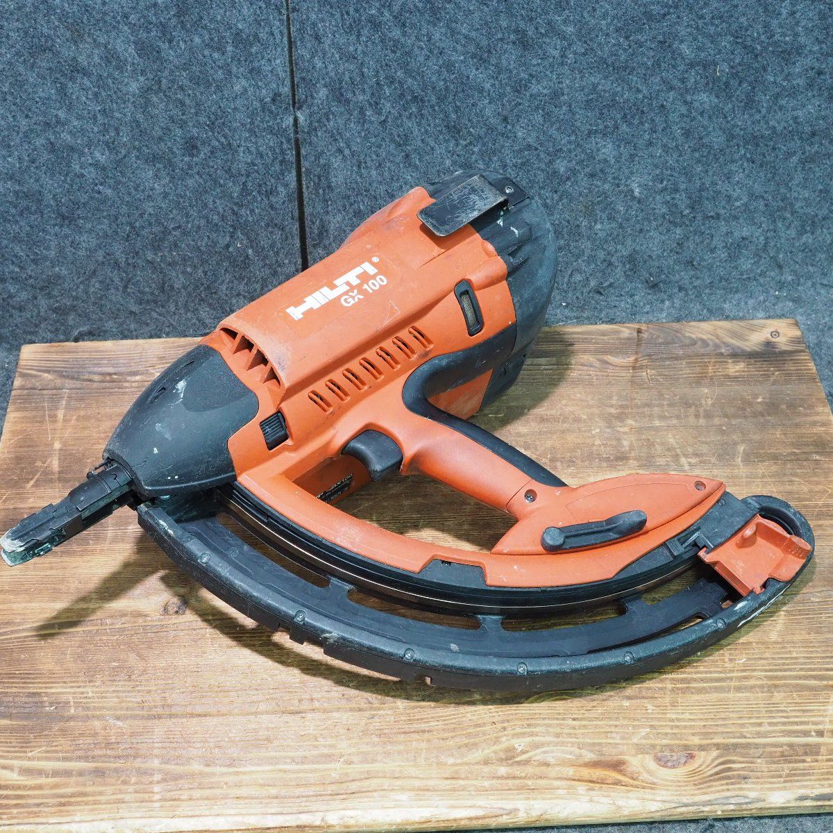 ヒルティ/HILTI ガスカート式釘打機 GX100 動作確認済【鴻巣店 