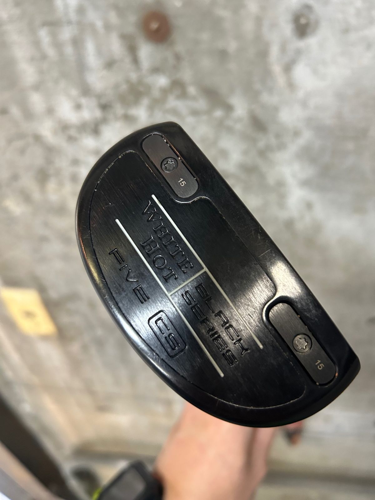 オデッセイ　WHITE HOT BLACK FIVE CS 中古　33.25インチ　カバーあり