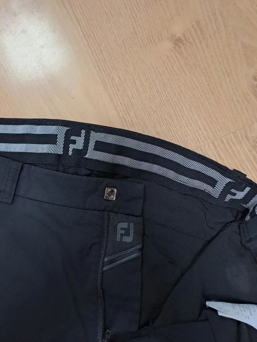 ゴルフ パンツ