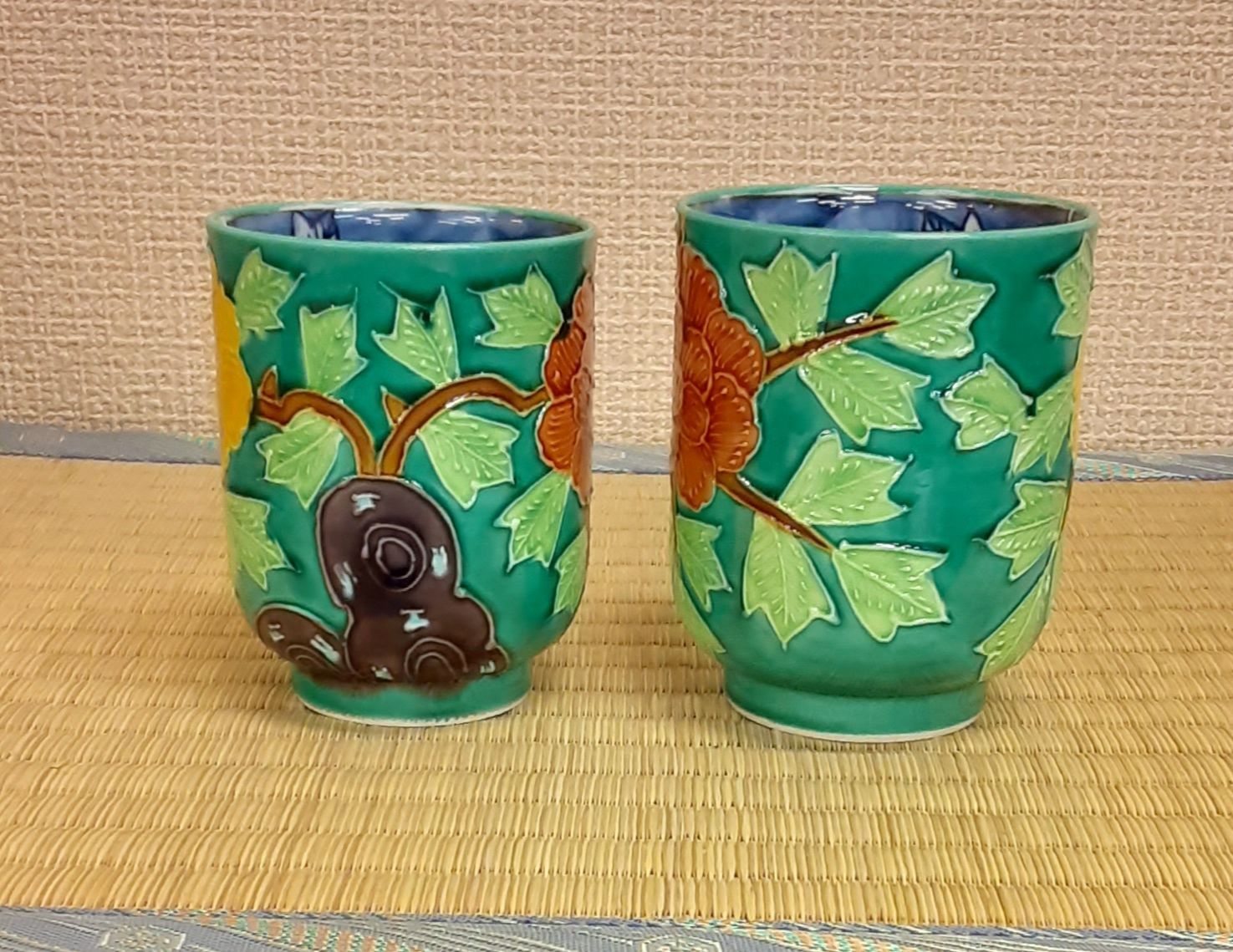 京都清水焼 秀峰窯 青交趾牡丹 組湯呑み