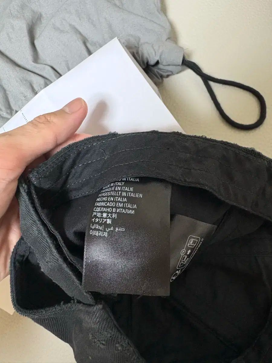 ベースボールキャップ