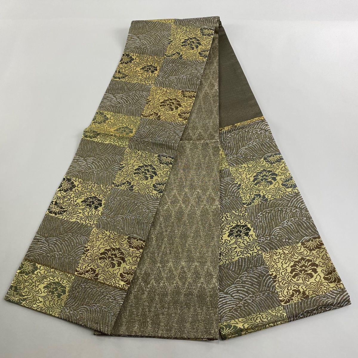 袋帯 美品 名品 牡丹唐草 波 金糸 箔 灰茶 六通 正絹 【中古 袋帯 美品 名品 牡丹唐草 波 金糸 箔 灰茶 六通 正絹 【中古