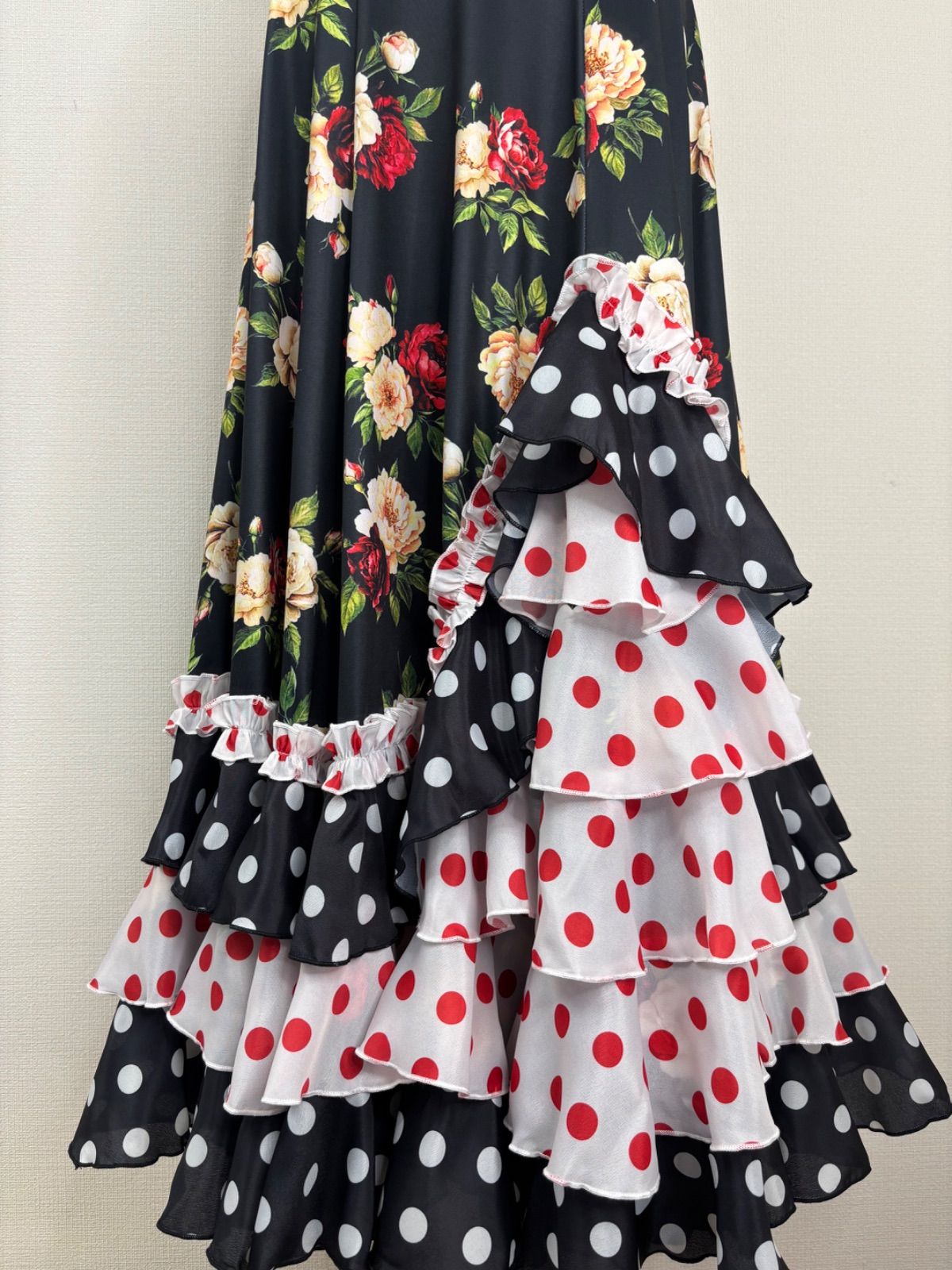 新品》フラメンコ ファルダ ブラック×レッド 社交ダンス ロング