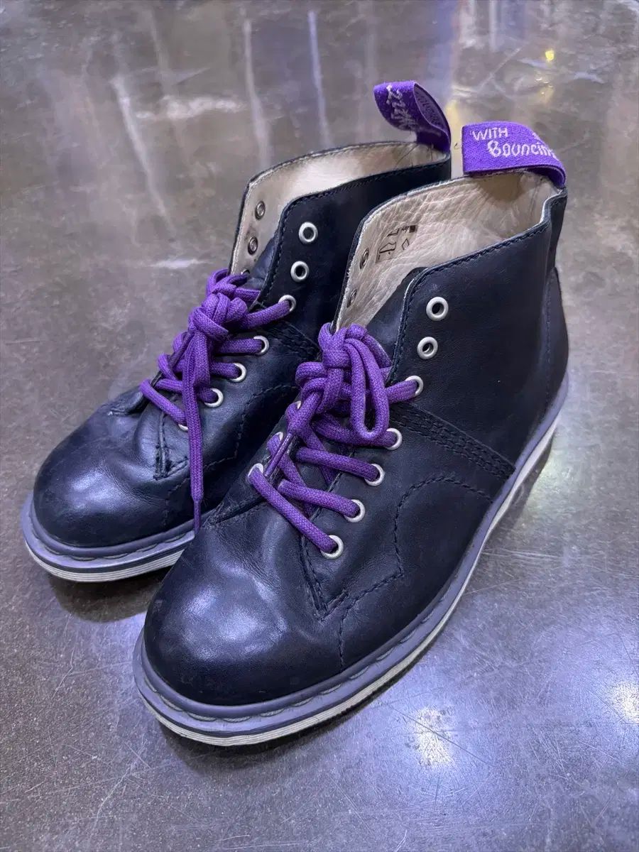 DR. MARTENS ドクターマーチン カジュアル フィリップ ウォーカーブーツ 270