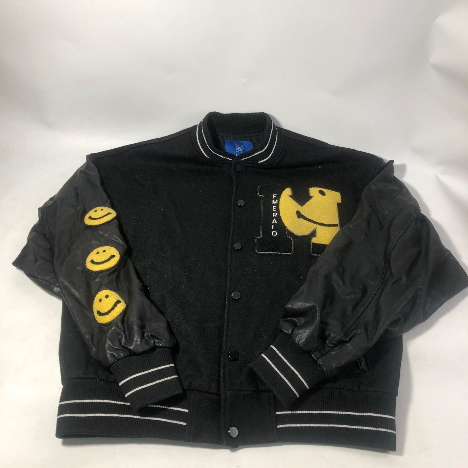 A1022-27-5 MAISON EMERALD メゾンエメラルド メンズ スタジアム