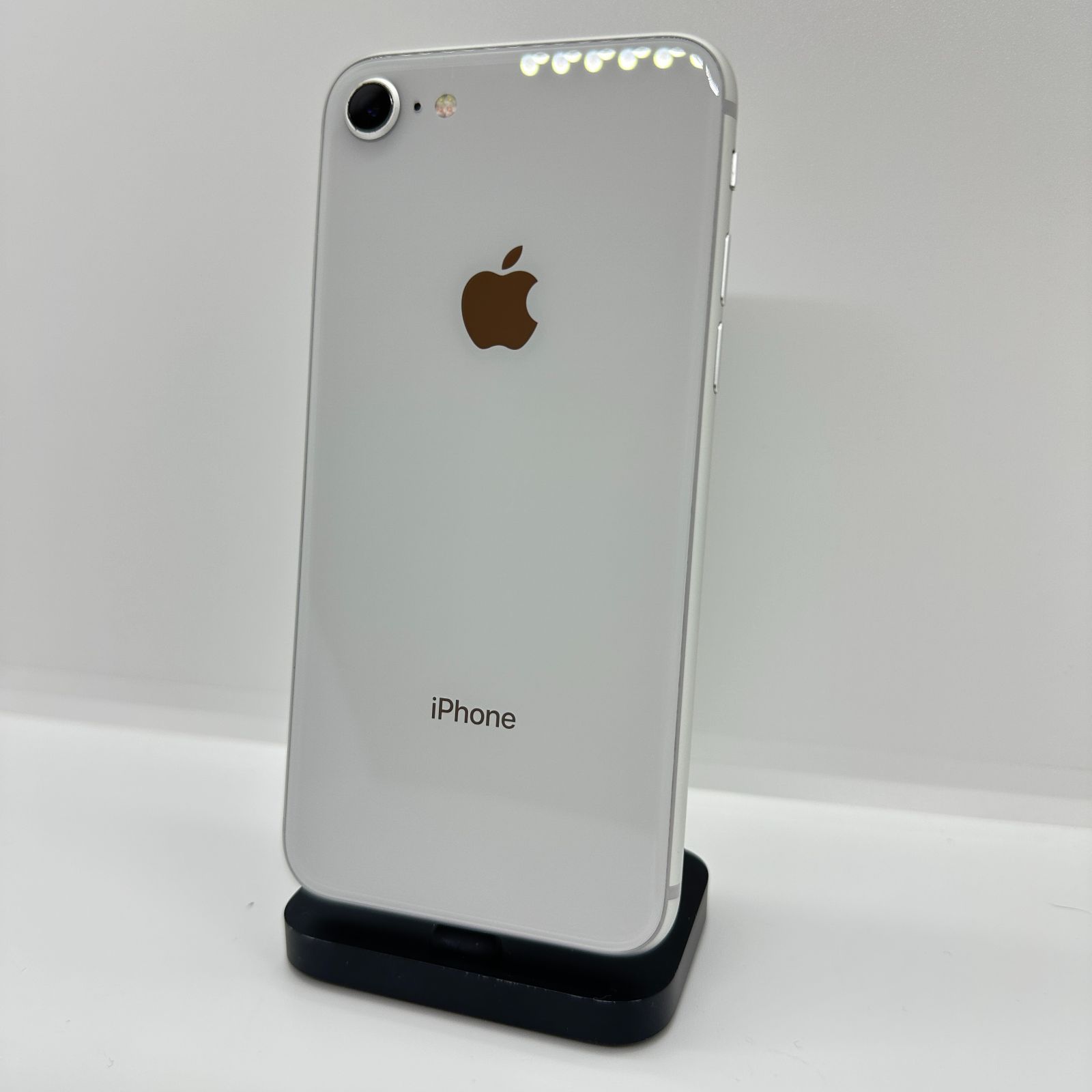 バッテリー新品】iPhone8 64GB ホワイト【SIMロック解除済み】 - メルカリ