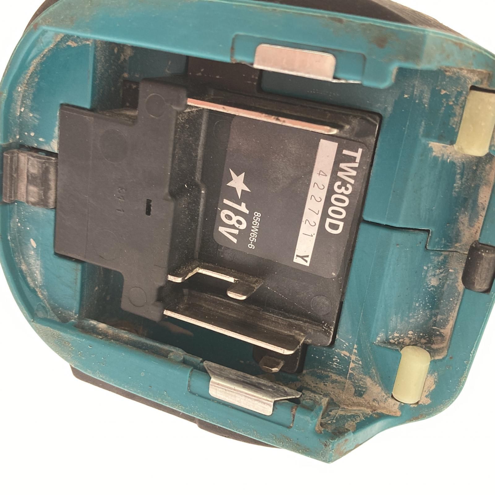 充電式インパクトレンチ