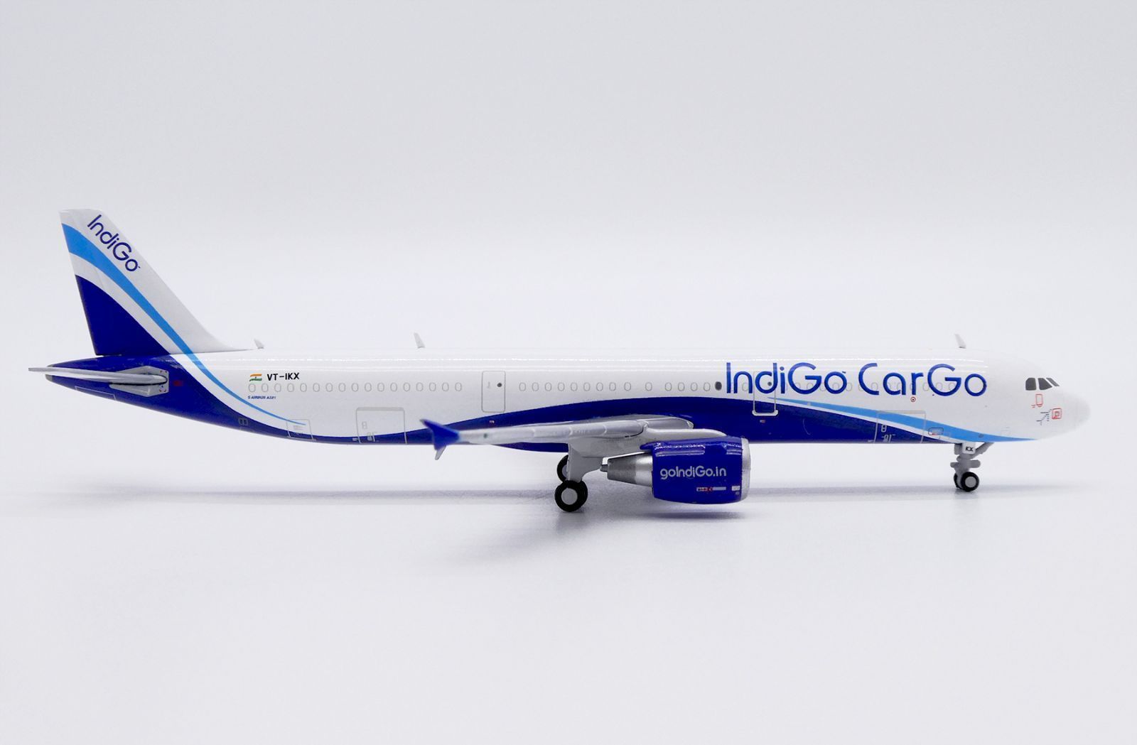 インディゴカーゴ