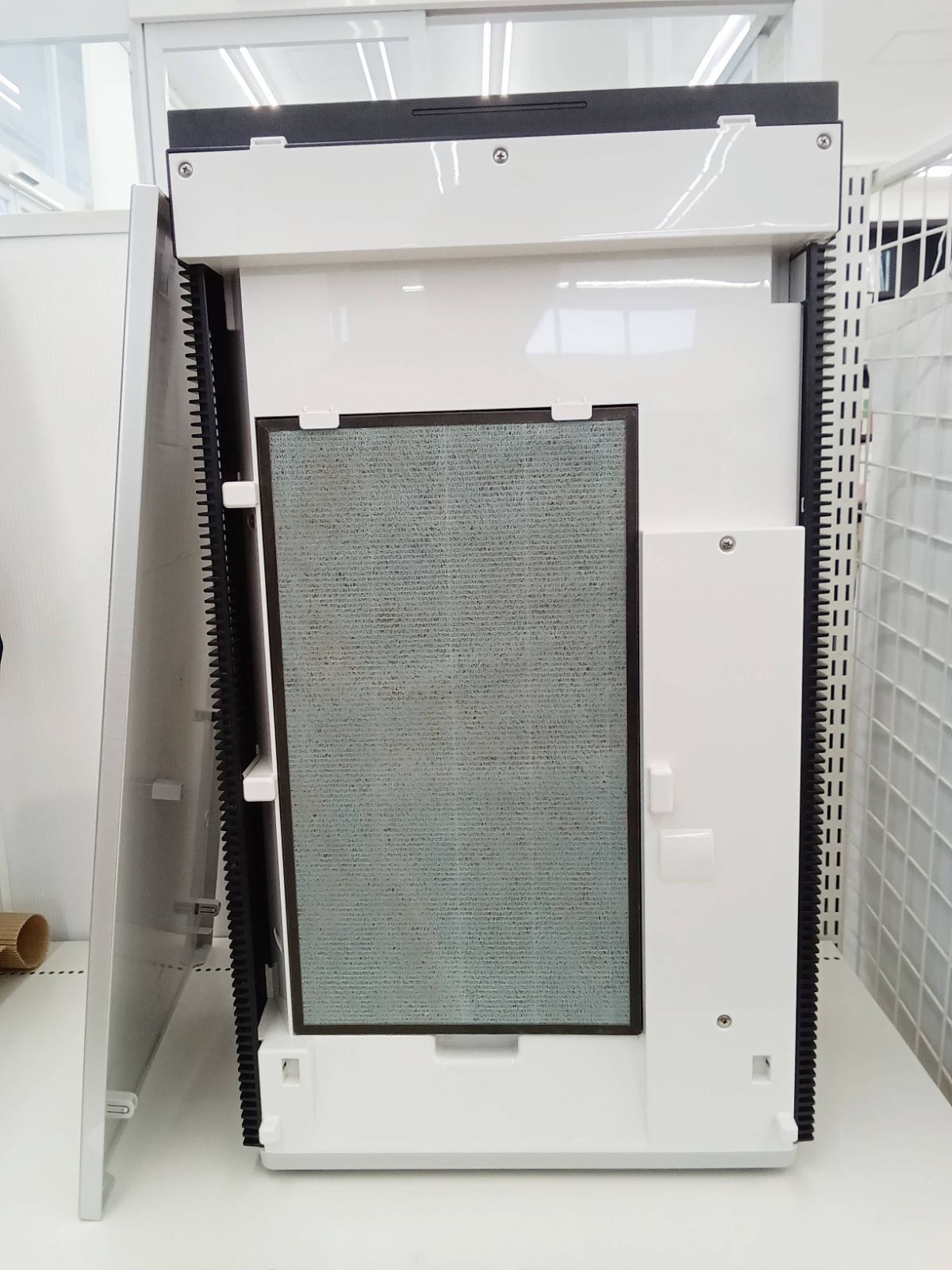 次亜塩素酸空間除菌脱臭機 F-MV5400