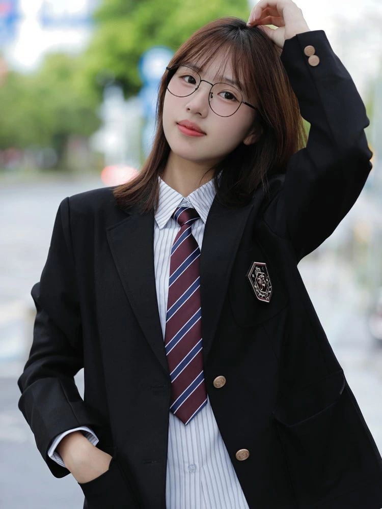 女子