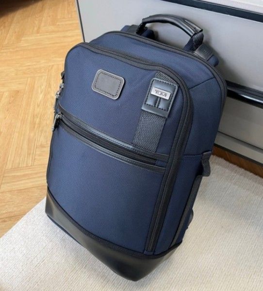 TUMI 多機能