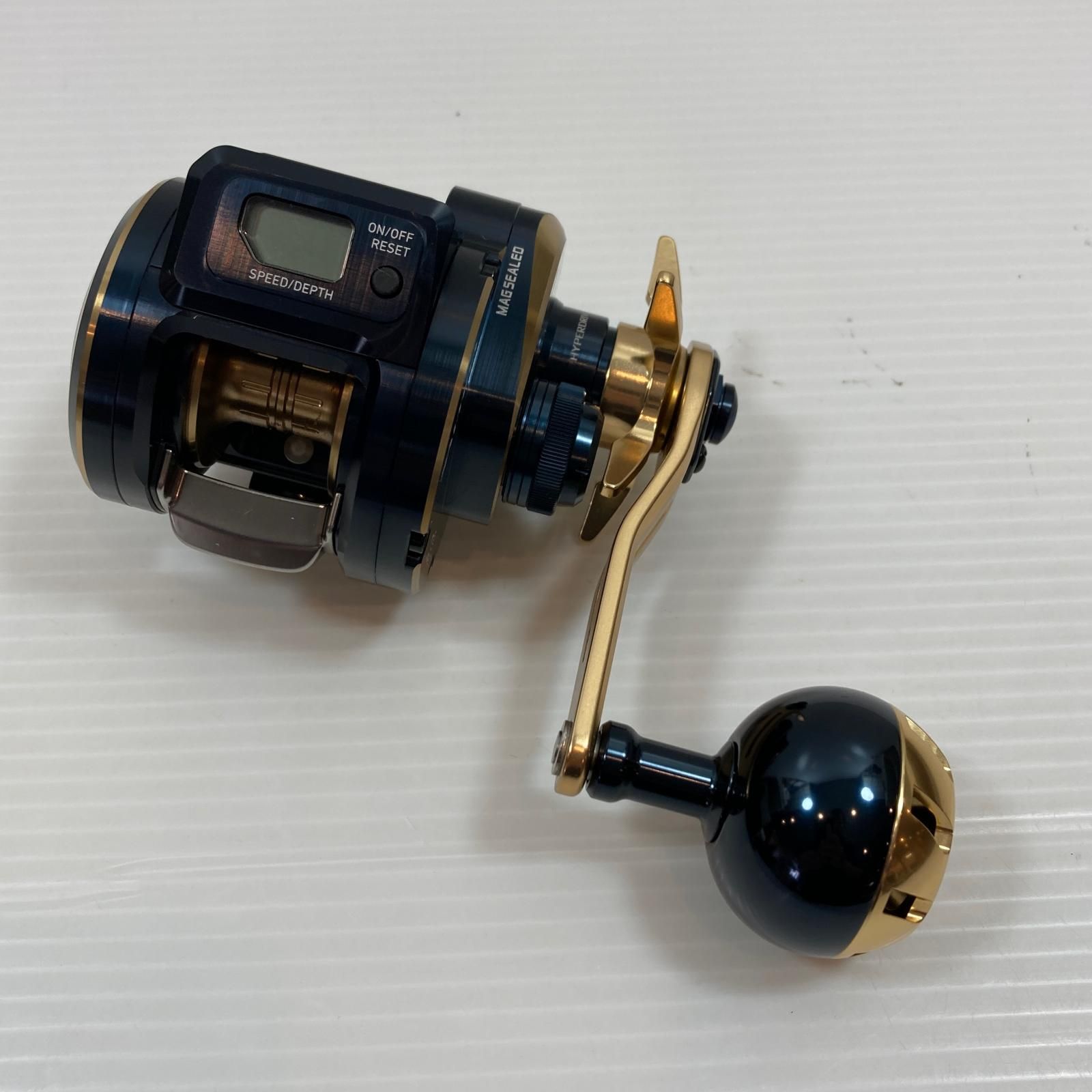 ττDAIWA ダイワ リール 21 ソルティガ IC 100 (右ハンドル