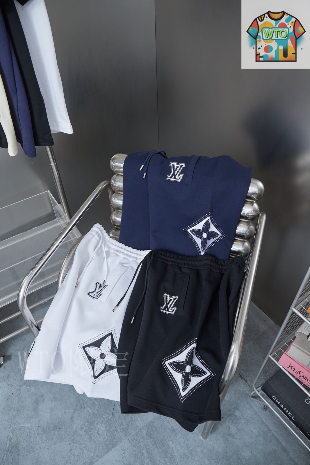 フラワー モチーフ♪【Louis Vuitton】シュシュ・フルール ピケ シュシュ セット・アニモグラム ゼブラ S00｜ルイ・ヴィトン