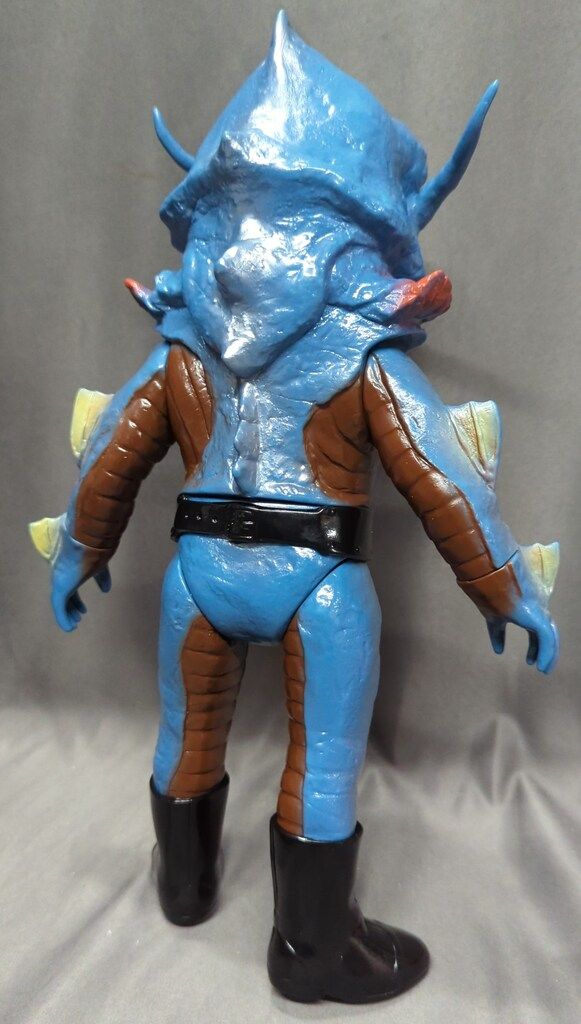 メディコム トイ 東映レトロソフビ 仮面ライダー ナマズギラー