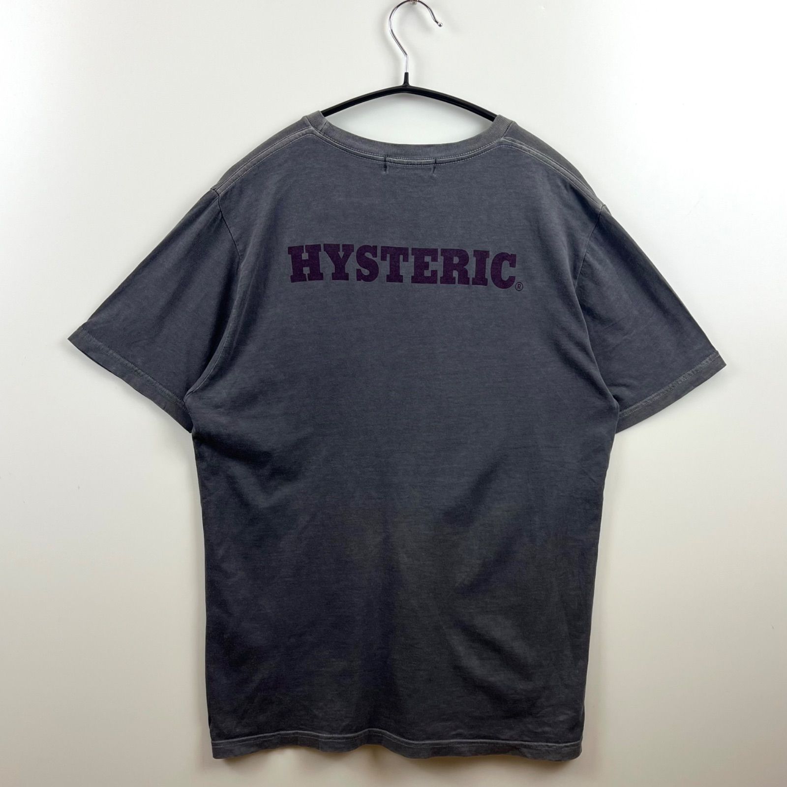 HYSTERIC GLAMOUR プリントTシャツ HYSTERIC GLAMOUR 84 SOUNDS プリント VネックTシャツ - メルカリ