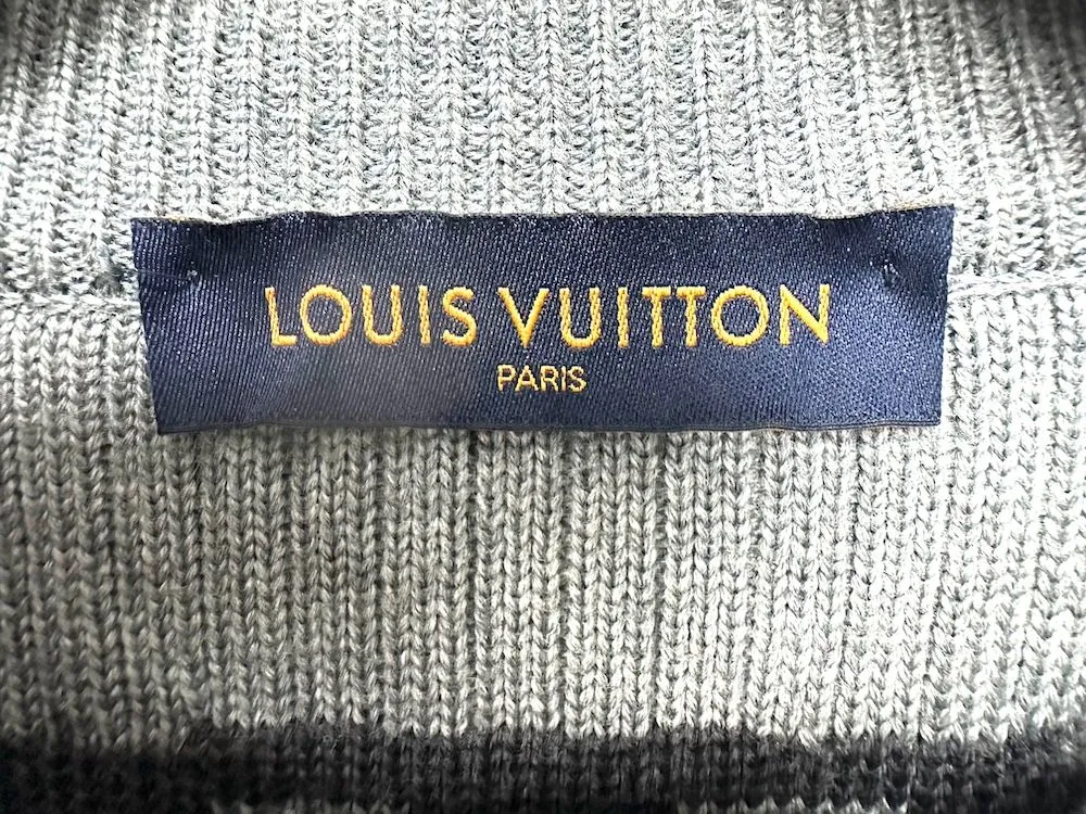 2019AW LOUIS VUITTON Jacquard Crewneck Knit ルイヴィトン ジャガードクルーネックニット セーター  バックロゴ グレー サイズ XS HHN89WOZJ【中古】 | Shop at Mercari from Japan! | Buyee