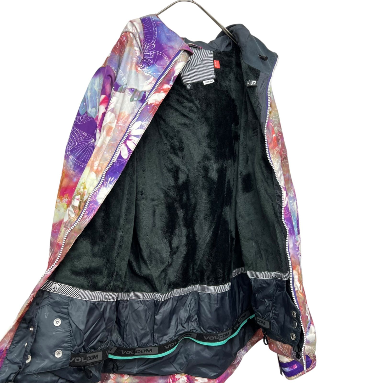 未使用】VOLCOM 花柄 スノーボードウェア Sサイズ 女性用 未使用