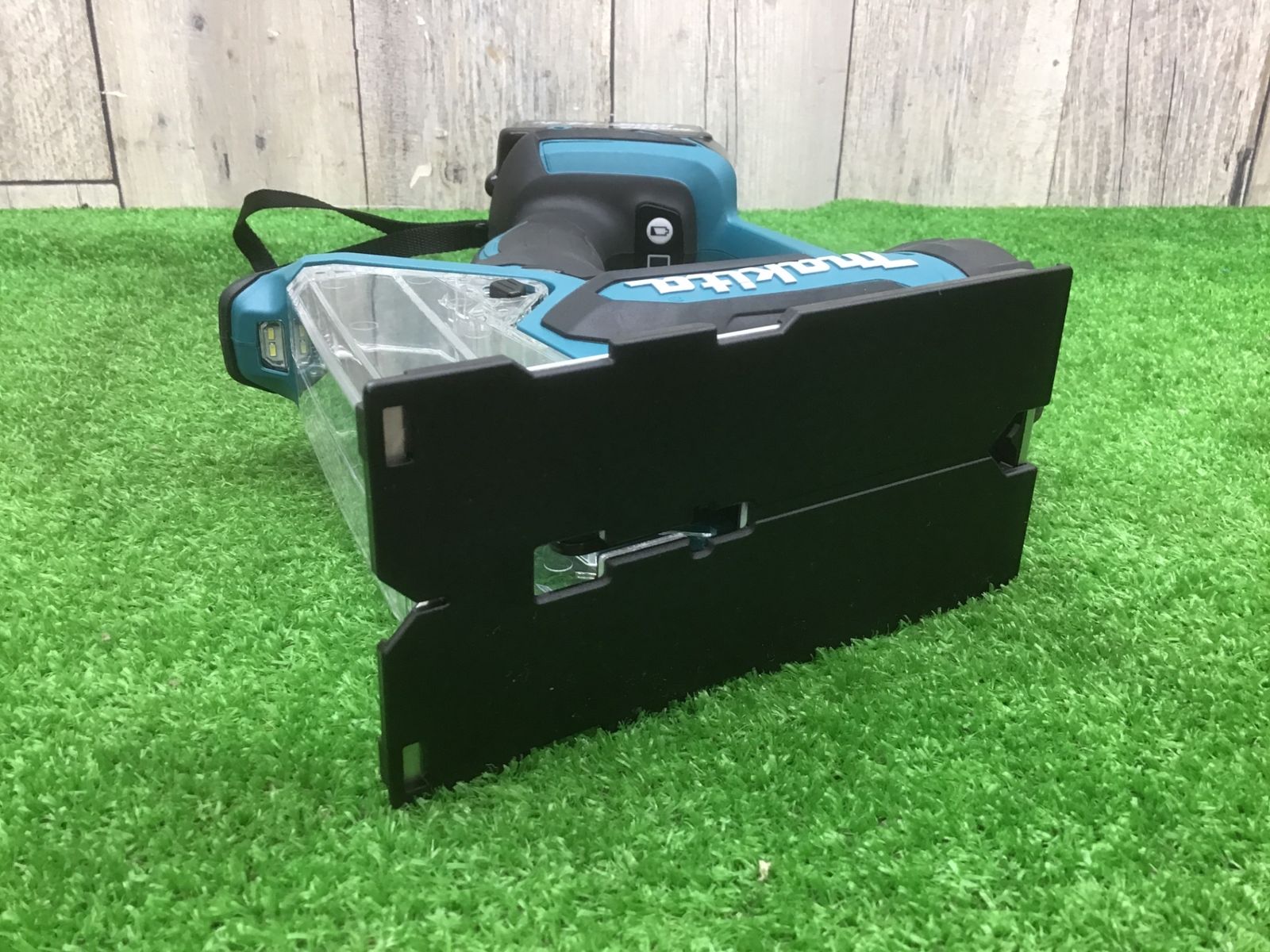 makita コードレスボードカッタ