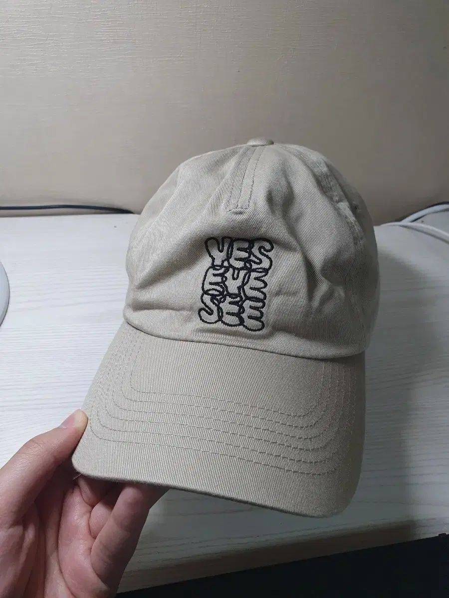 YESEYESEE(イェスアイシー) ベージュ ボールキャップ C ー Logo Cap Beige 1 5