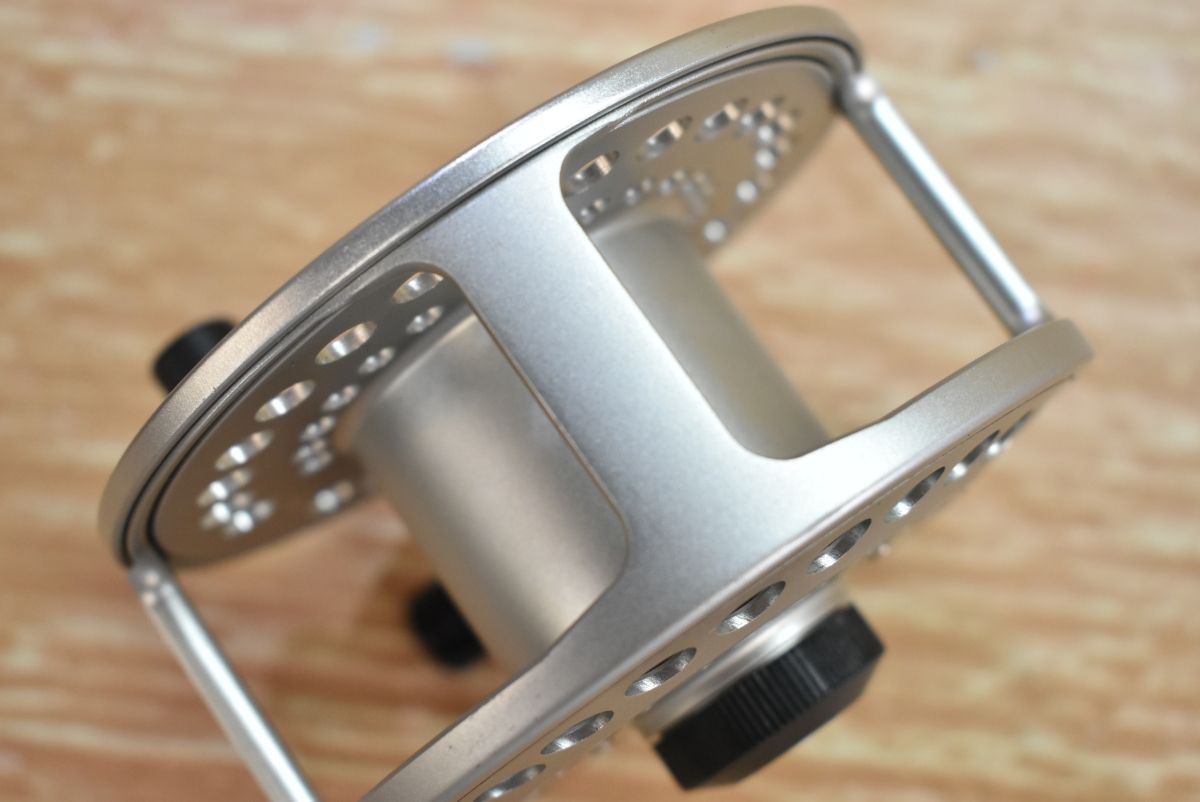 HARDY ULTRALITE DISC LA #10/11 フライリール HARDY ULTRALITE