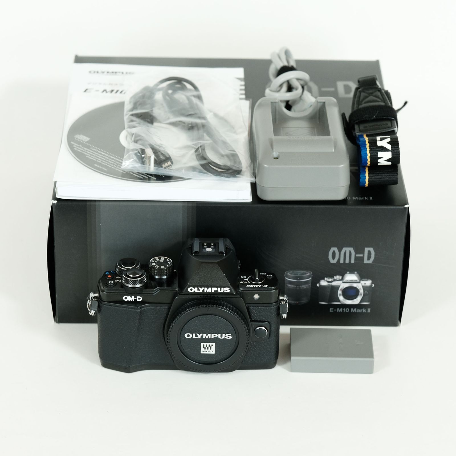 美品] OM-D E-M10 ボディ ブラック オリンパス 【公式通販】