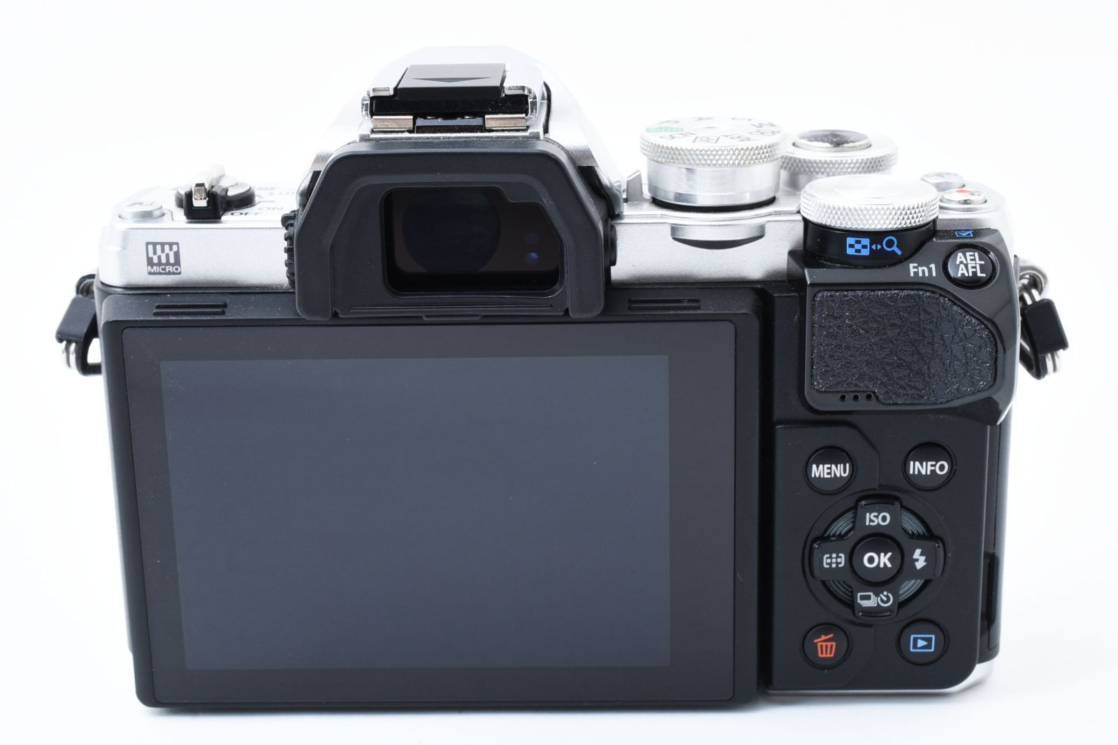 SONY ミラーレス一眼カメラ α6000 動作品 20250304(YM) 歩き回れる
