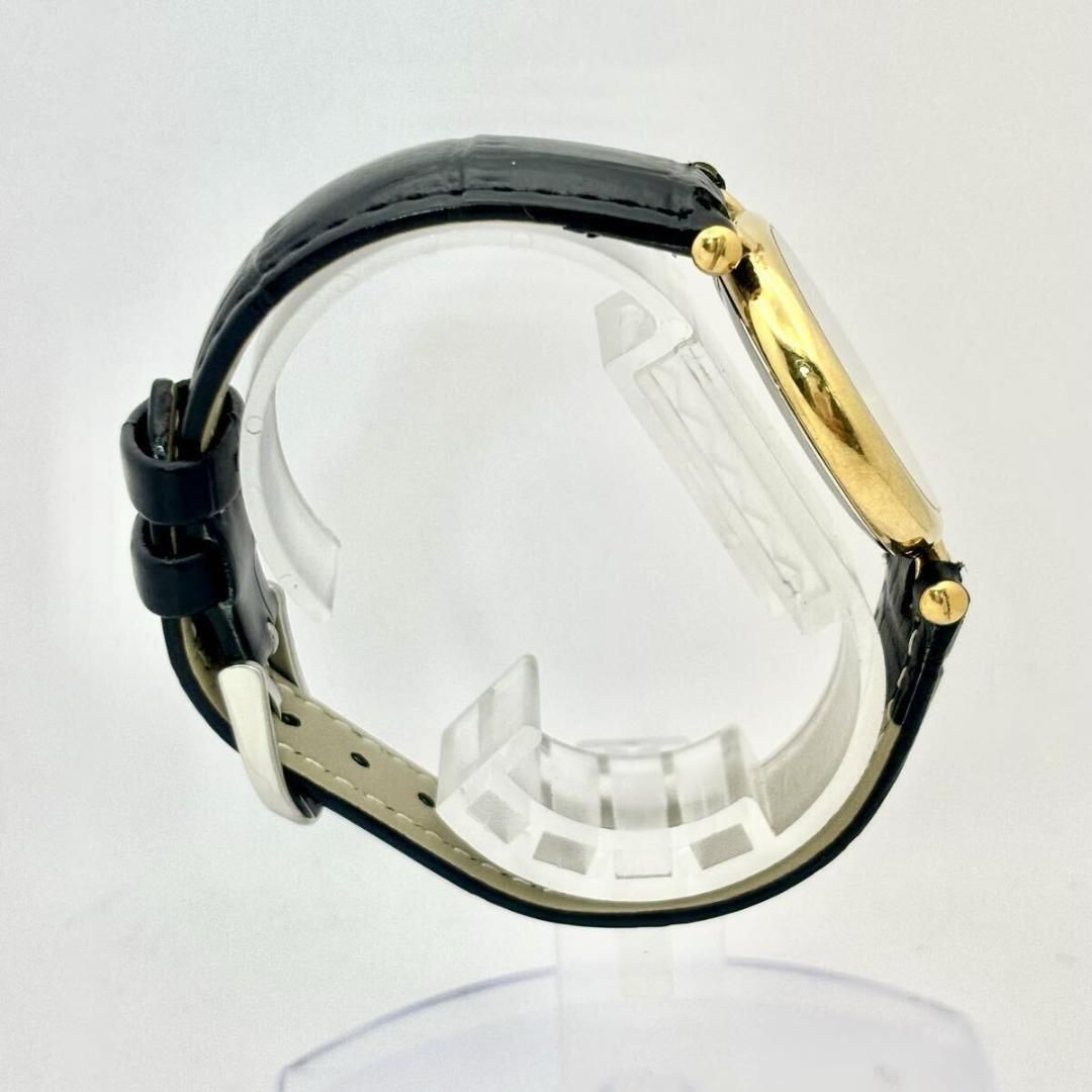 【電池交換済】GIVENCHY　腕時計　ジバンシー　新品ベルト　ゴールド GIVENCHY - 【電池交換済】GIVENCHY ジバンシー 腕時計 ゴールド