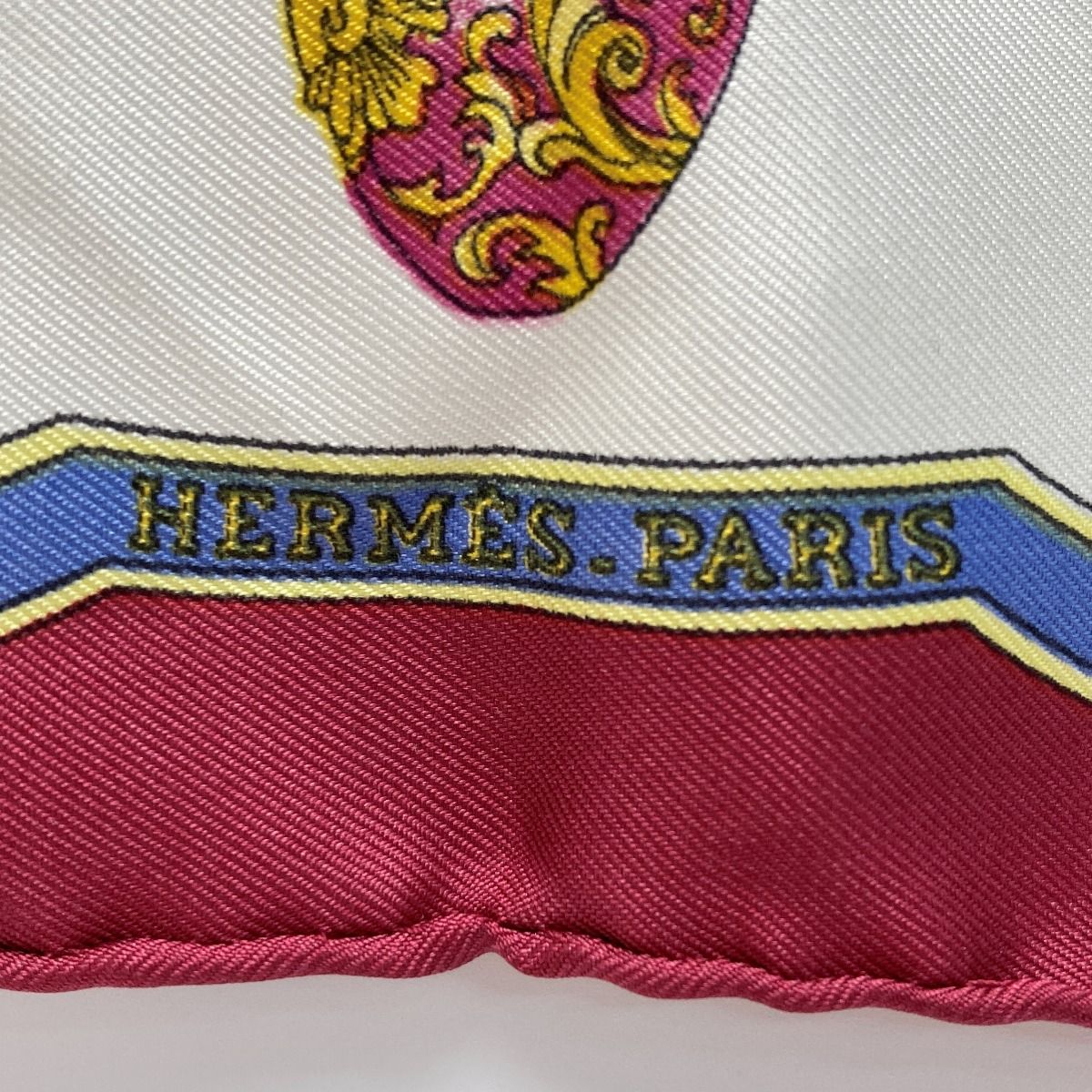 HERMES エルメス カレ40 Qu importe le flacon 香水瓶 シルクスカーフ ハンカチ プチカレ シルク100%