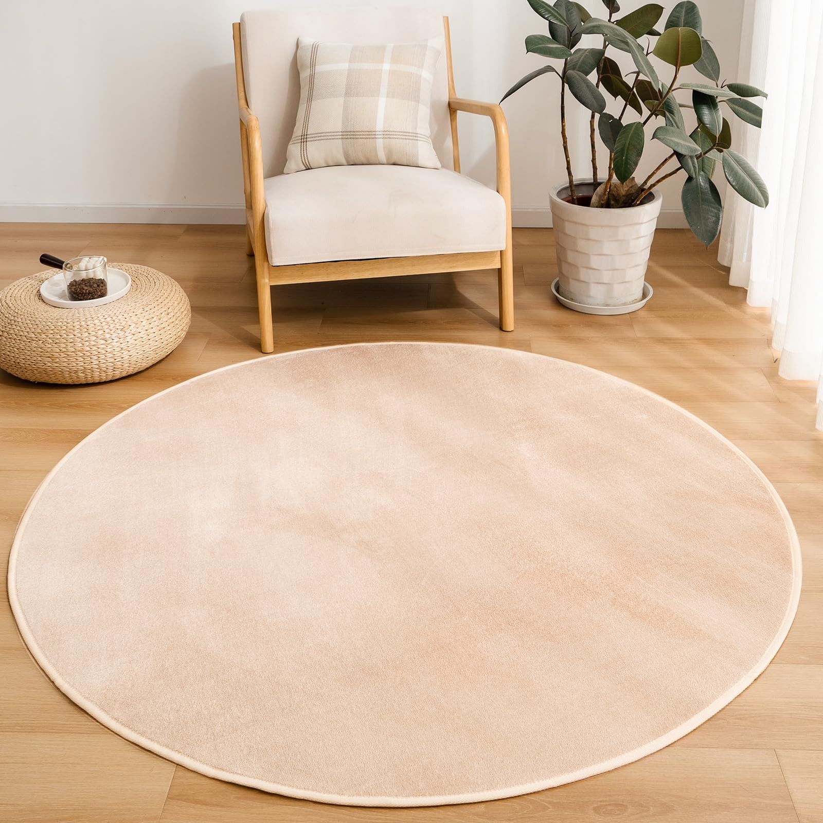 VK Living ラグ 円形 カーペット ラグマット 直径140cm 洗える 滑り止め付 防ダニ 抗菌防臭 1年中快適に使えるタイプ 掃除しやすい フランネル 絨毯 床暖房 ホットカーペット対応 可愛い 丸 お手
