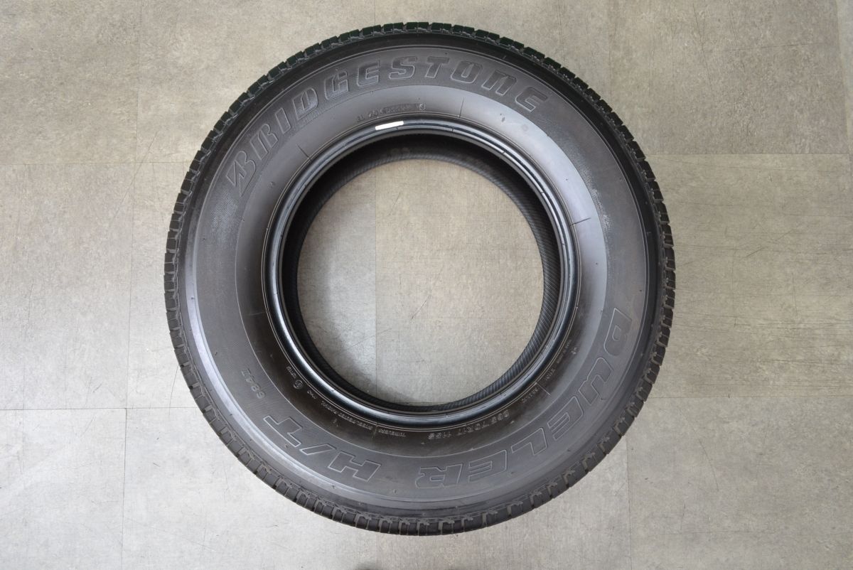 プラドハイラックスに265/65R17インチブリヂストンスタッドレスバリ溝4本 プラドハイラックスに265/65R17インチブリヂストンスタッドレス