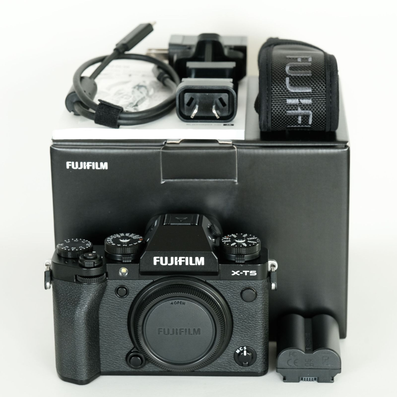 極美品｜シャッター数2,333回] FUJIFILM X-T5 [ボディ ブラック