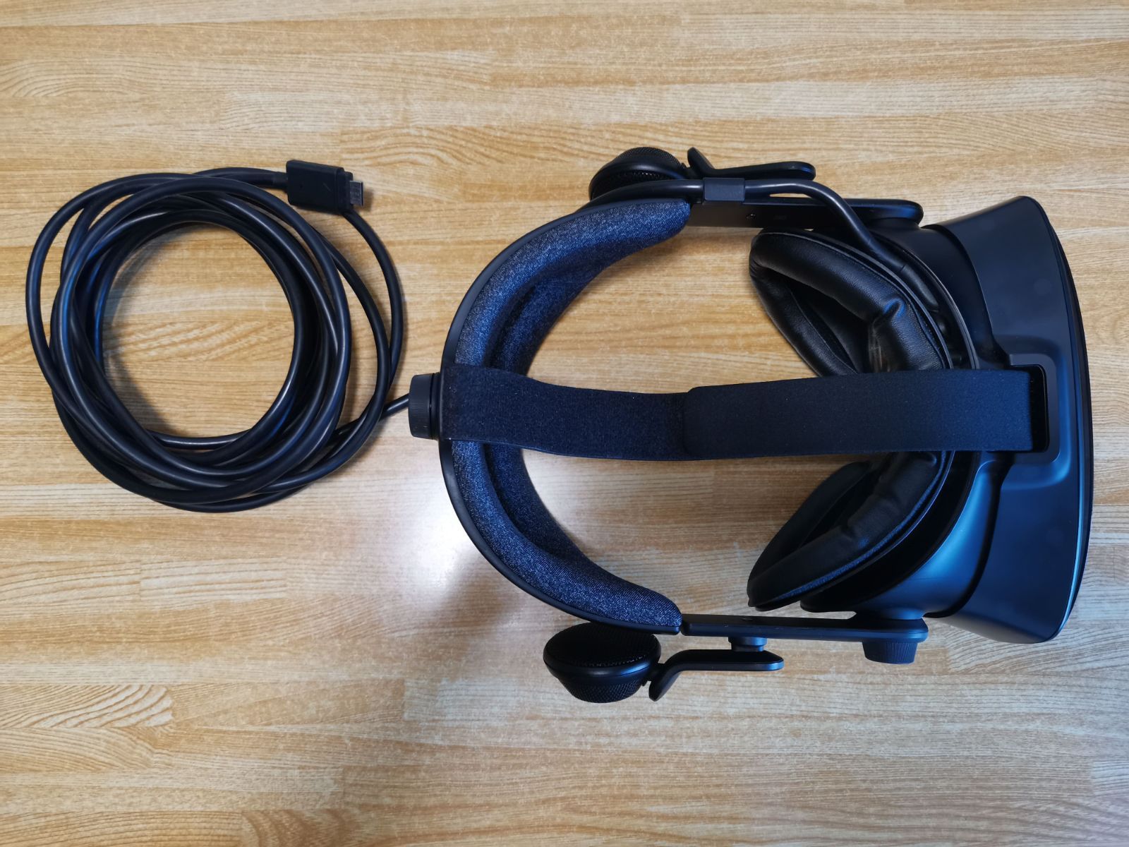 VALVE INDEX ヘッドセット V003614-00 - メルカリ