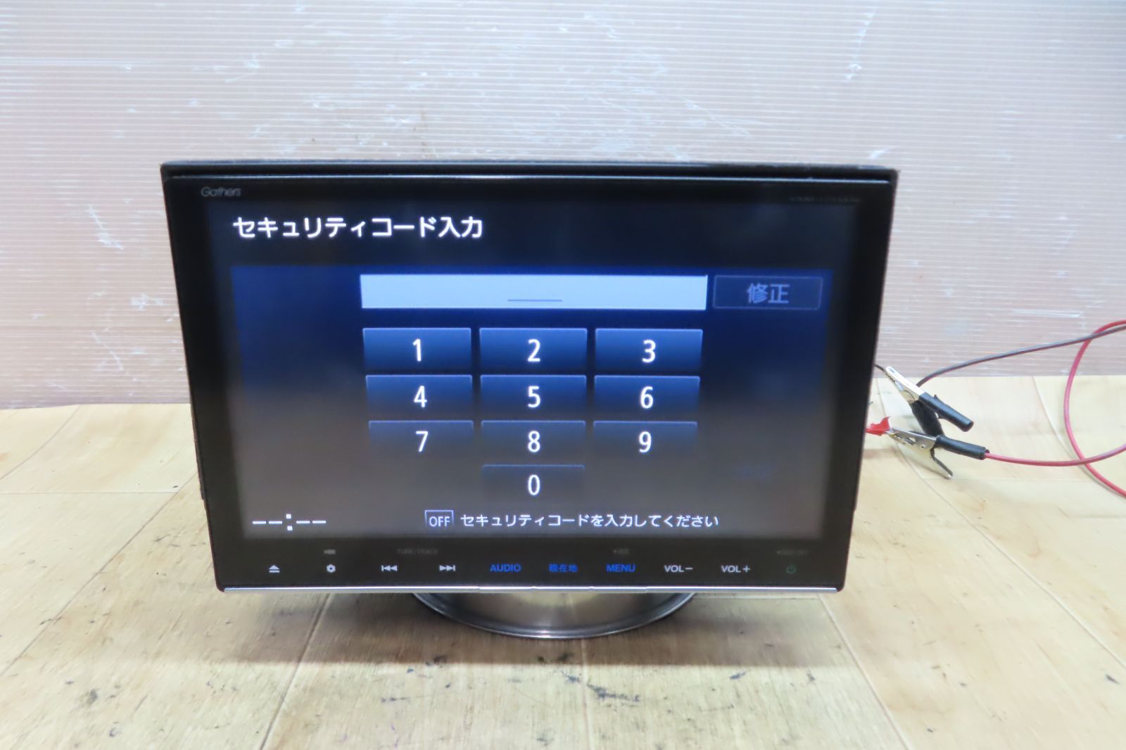タッチパネル正常F0690/ホンダ純正　Gathers　VXM-175VFNi　メモリーナビ　本体のみ