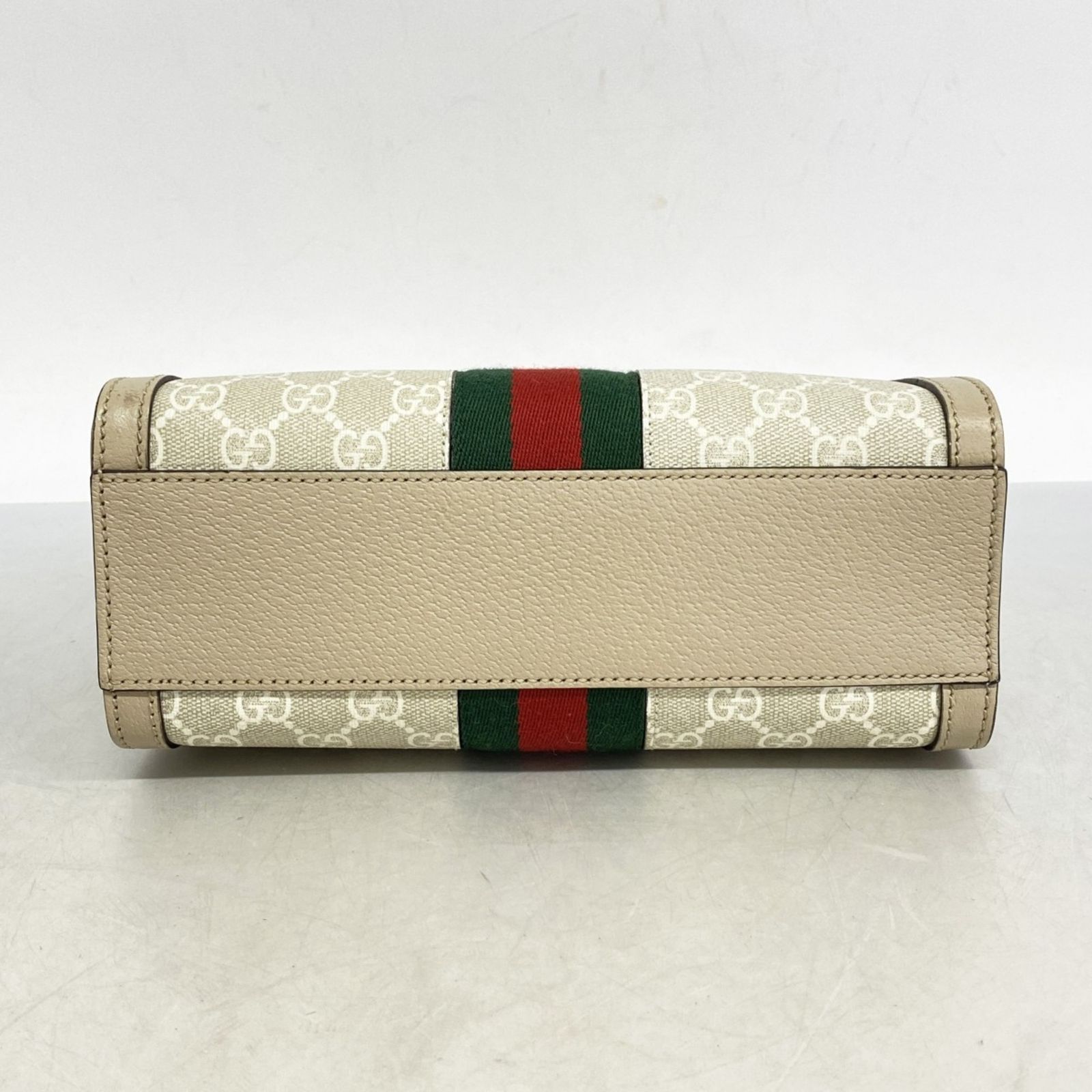 Gucci グッチ
