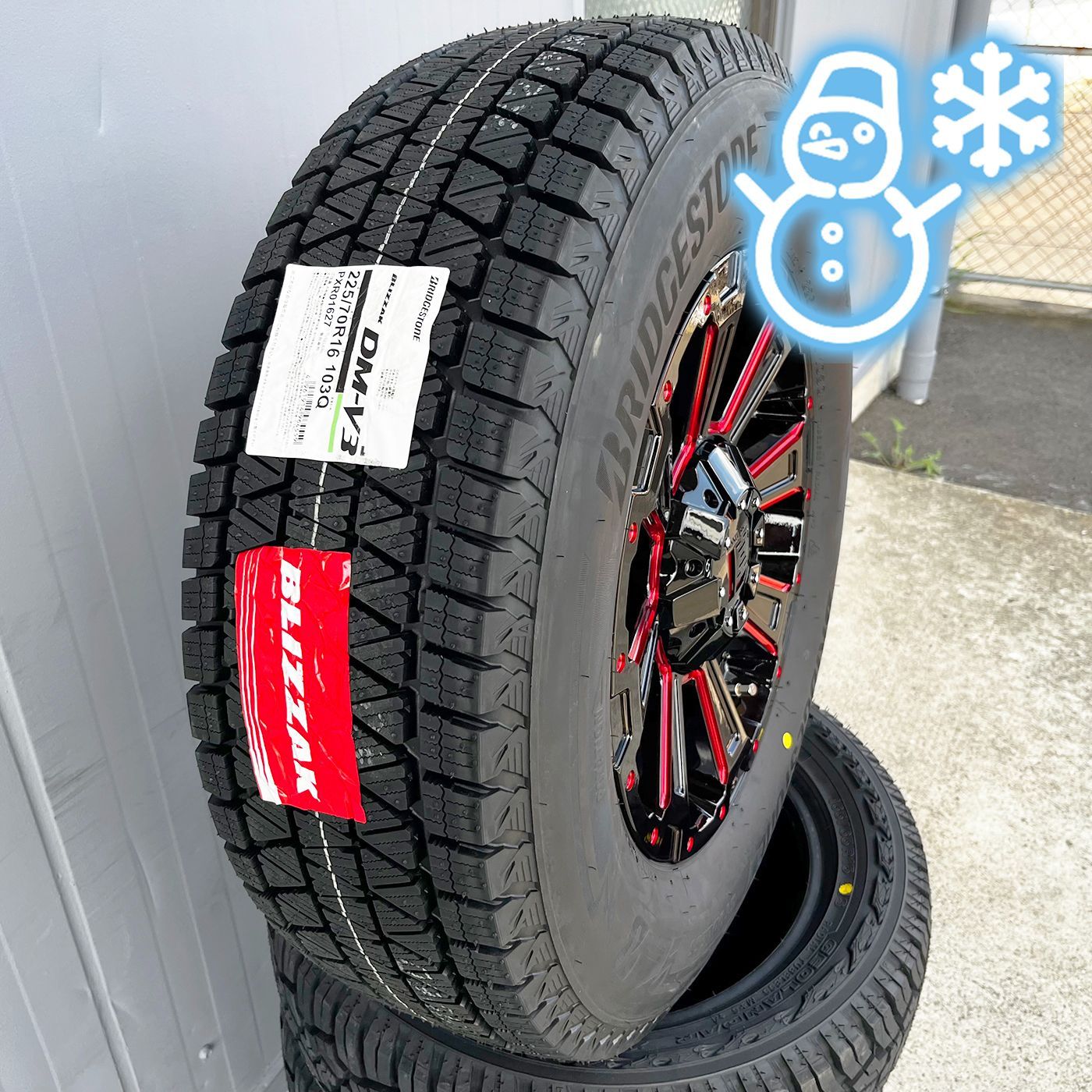16インチブリザックDM-V3 215/70-16スタッドレス 16インチ