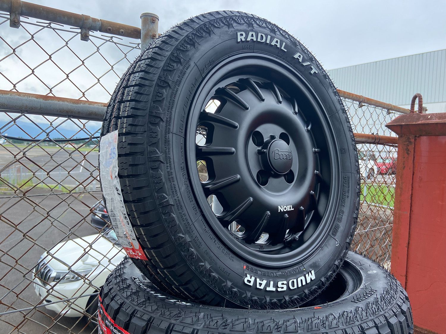 ハスラー タフト デリカミニ ウェイク スペーシアギア MUDSTAR Radial AT 165/60R15 15インチ タイヤホイールセット  Noel マッドブラック - メルカリ