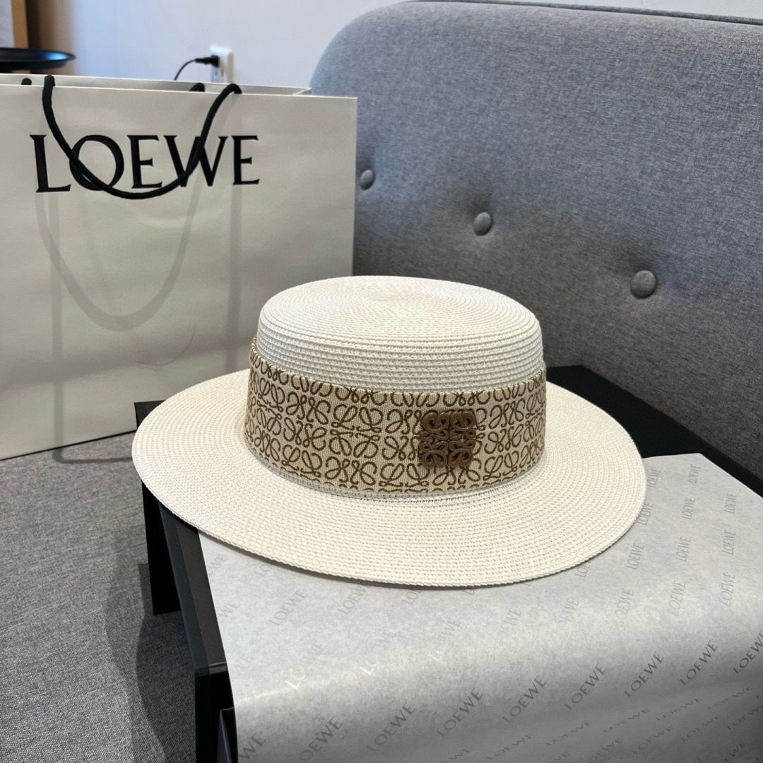 LOEWE 麦わら帽子 ホワイト
