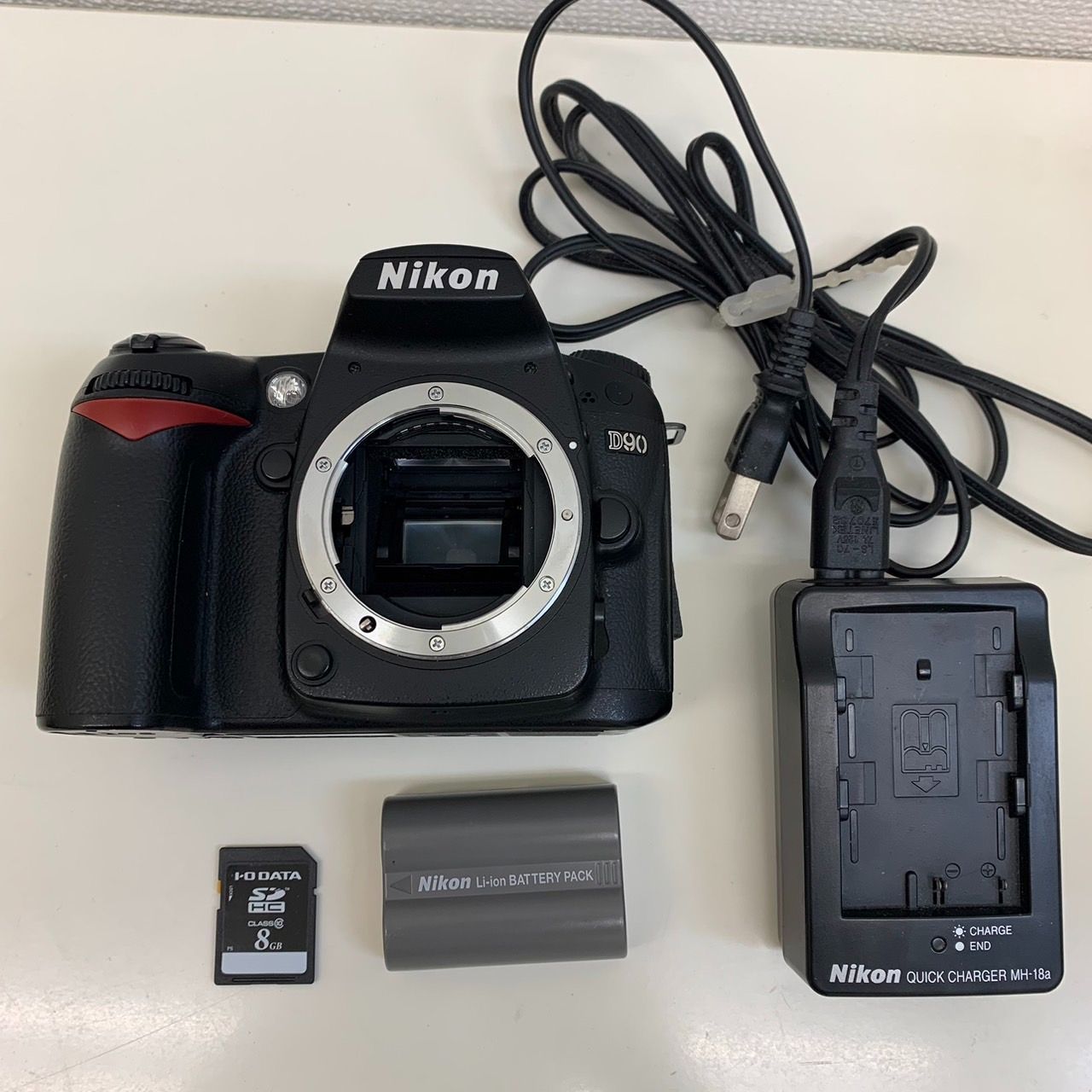 K【クーポンで5,000円引き!!】 Nikon ニコン デジタル一眼レフカメラ D90 ボディ SDHCカード付き 8GB shop☆日用品! メルカリ
