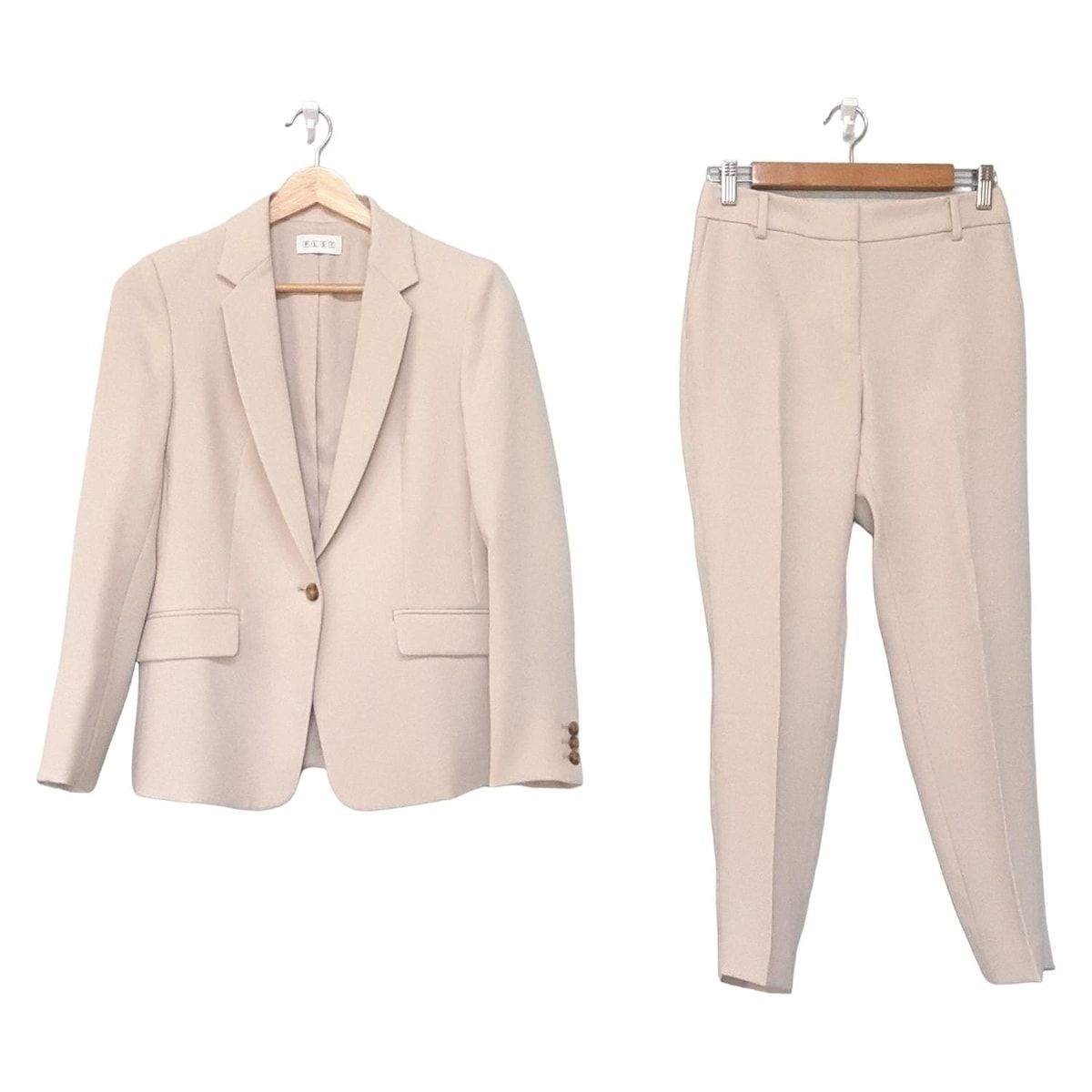 PLS T PLST プラステ レディースパンツスーツ レディース - アイボリー