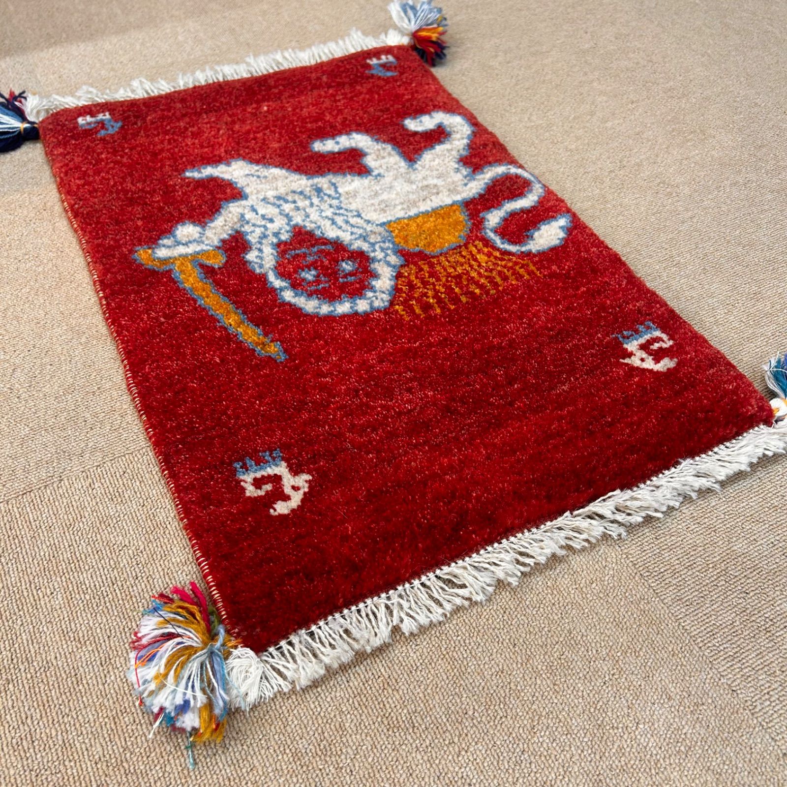 手織りカーペット