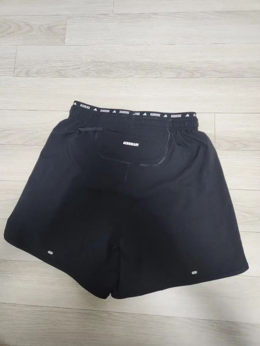 ランニングショーツ Nike