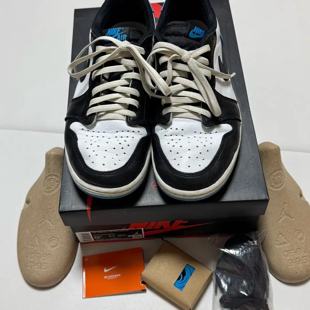 NIKE(ナイキ) ジョーダン 1 ロー OG パウダーブルー 275 サイズ CZ0790 104