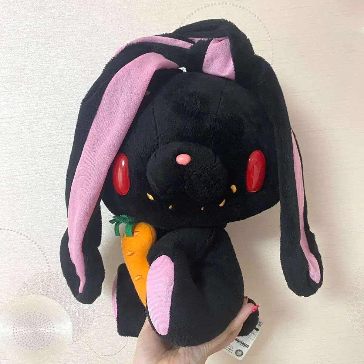グル〜ミ〜 グルーミー ぬいぐるみ 汎用うさぎ 黒 赤 ブラック レッド タイトー公式 on X: 