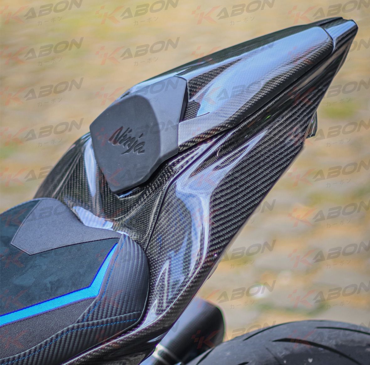 セール ZX25R カーボンアンダーテール 受注製造 ZX25R/ZX4R カーボンテール