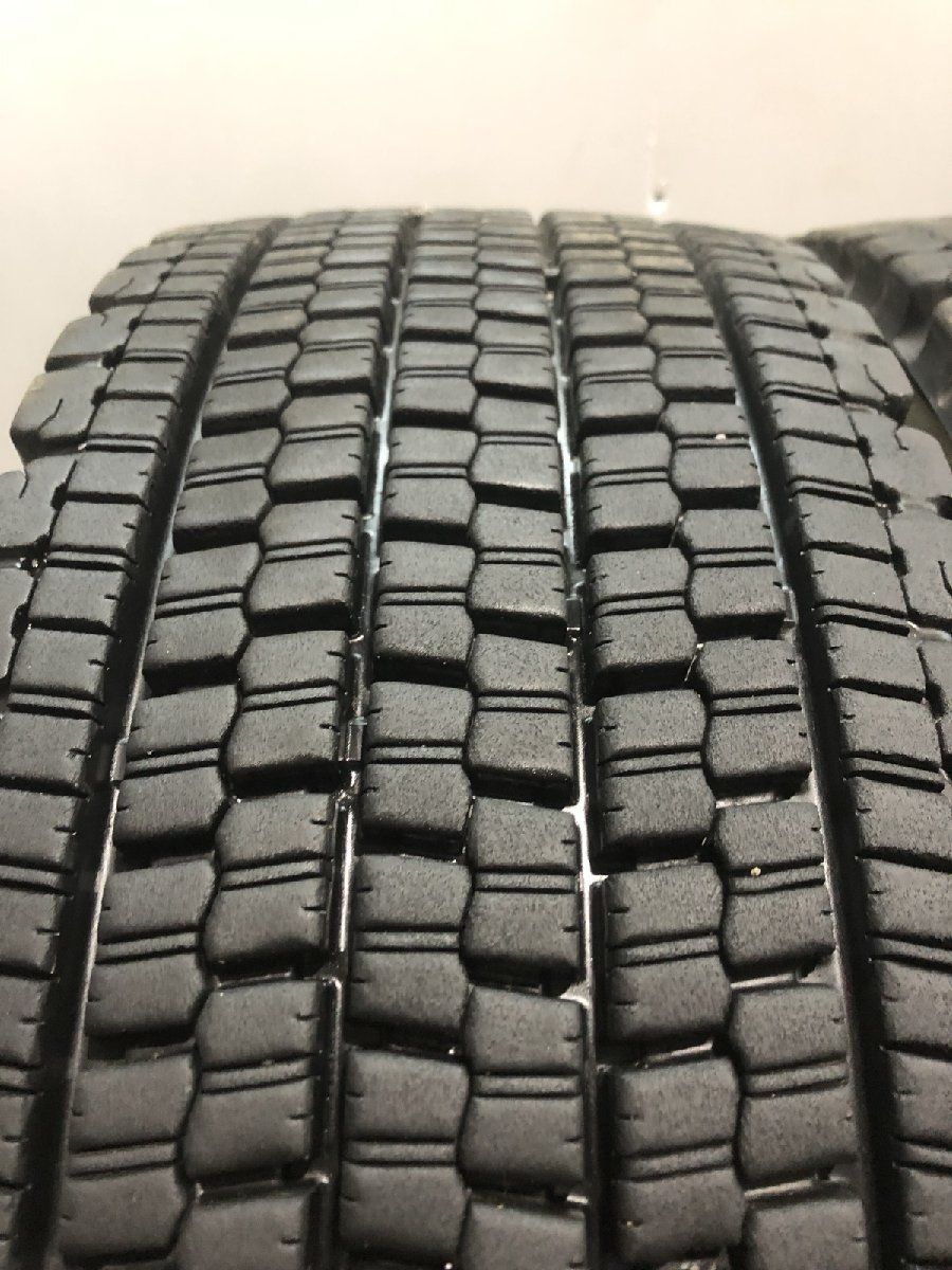 札幌発 引取OK 未走行 BS W900 245/70R19.5 136/134L トラックタイヤ