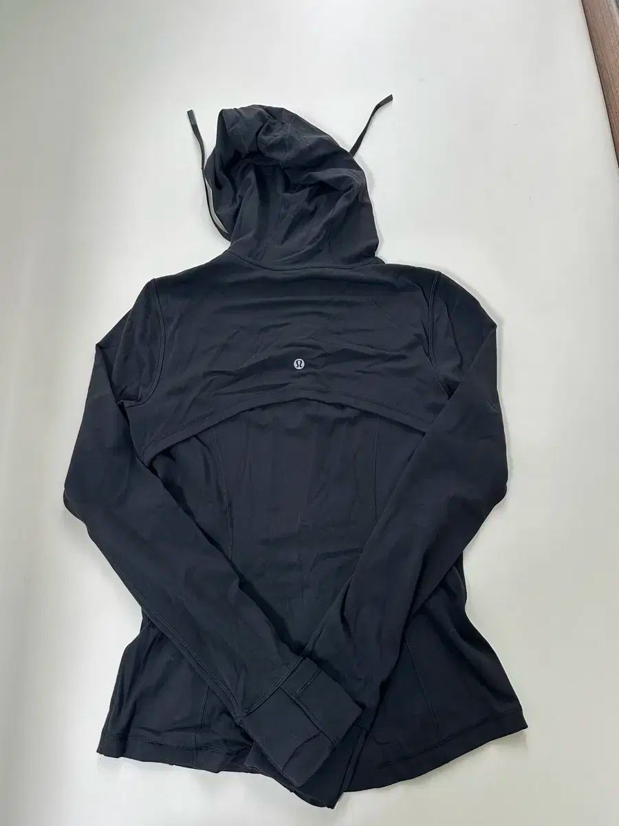 ルルレモン ブラック WHO フーデッド ファイン ジャケット